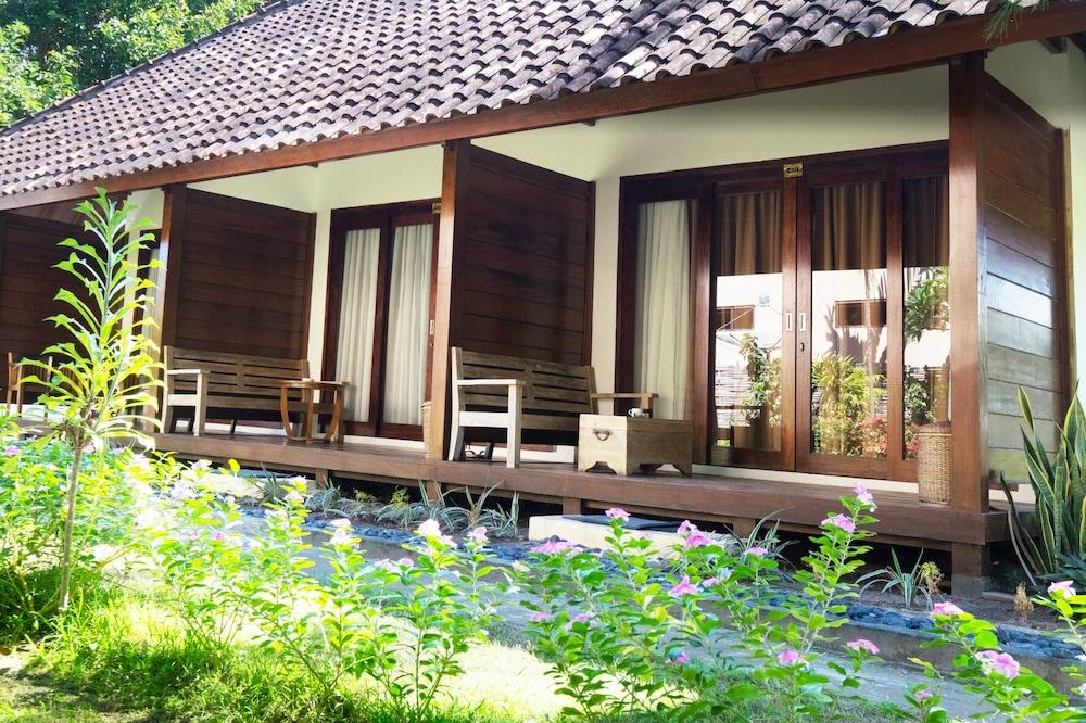 Royal Regantris Villa Karang กิลิไอร์ ภายนอก รูปภาพ