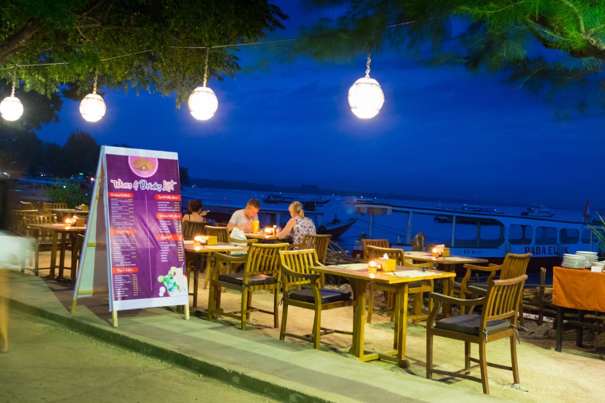 Royal Regantris Villa Karang กิลิไอร์ ภายนอก รูปภาพ