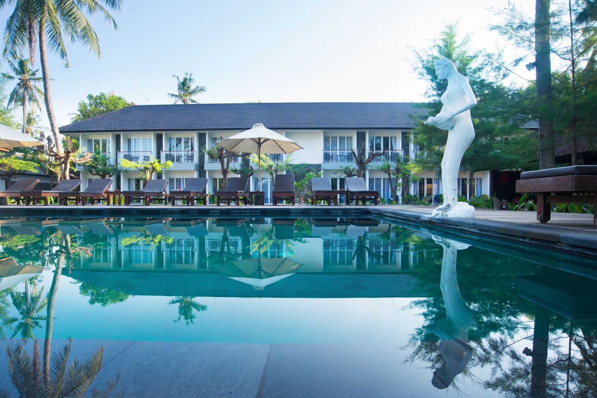 Royal Regantris Villa Karang กิลิไอร์ ภายนอก รูปภาพ